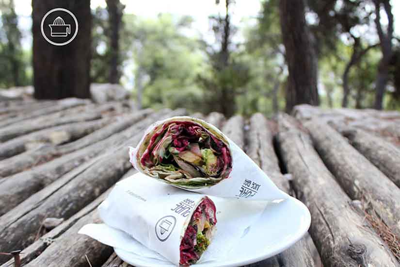 Pure juice bar Beatroot wrap