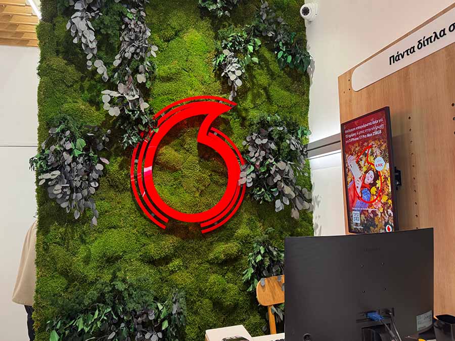 vodafone franchise header 3 NEA IONIA OPENING