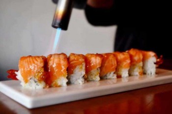 sakana sushi fire